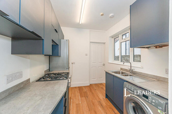 3 Bedroom Terraced House To Rent In Samuel Road, Portsmouth, Hampshire, PO1