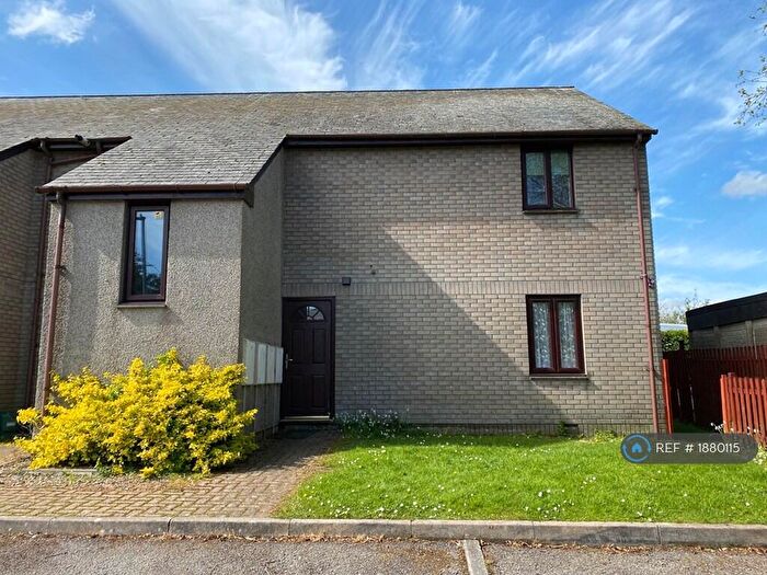1 Bedroom Flat To Rent In Pavlova Close, Liskeard, PL14