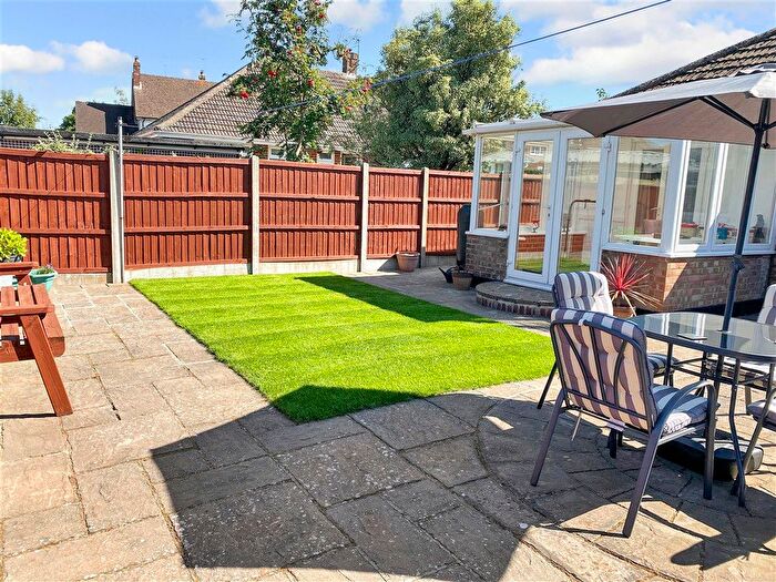 2 Bedroom Detached Bungalow For Sale In Amsbury Road, Coxheath, Maidstone, Kent, ME17