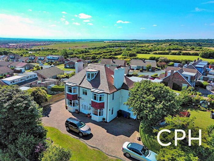4 Bedroom Property For Sale In Filey Road, Scarborough, YO11