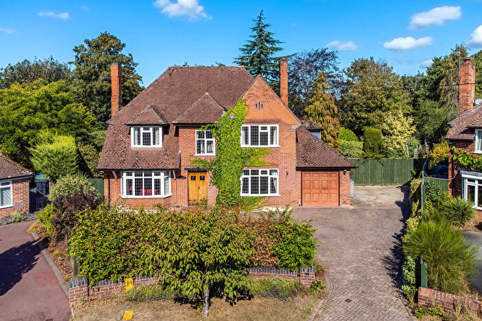 4 Bedroom Detached House For Sale In Wincott Close, Stratford-Upon-Avon, CV37