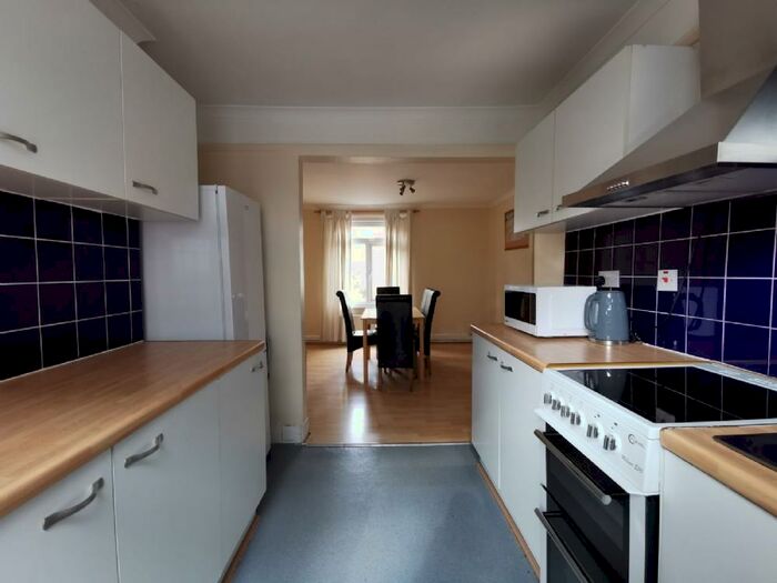 3 Bedroom Flat To Rent In Chalton Street, Euston, NW1