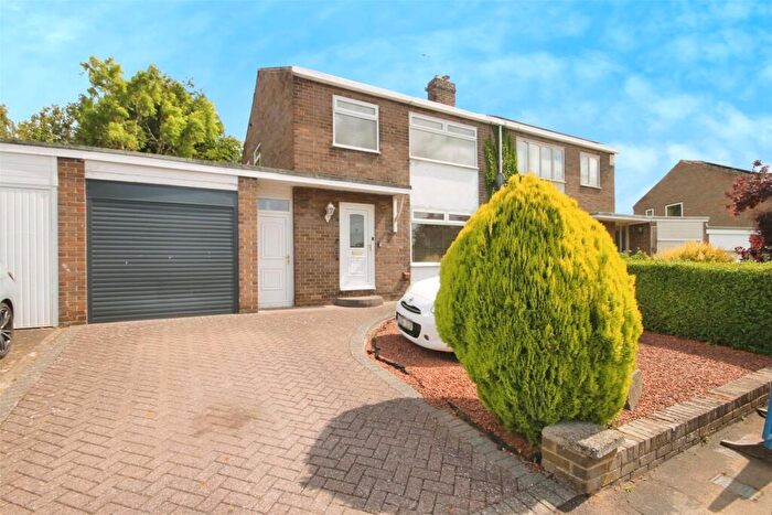 3 Bedroom Semi-Detached House For Sale In Eden Park, Gainford, Darlington, DL2