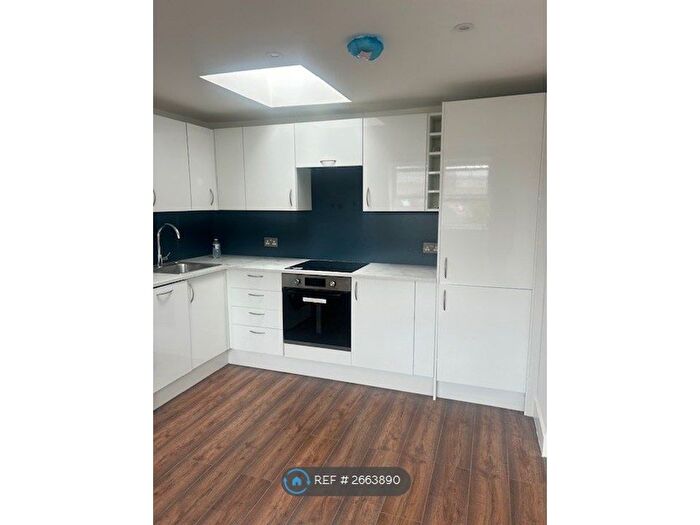 1 Bedroom Flat To Rent In Netherwood Road, London, W14
