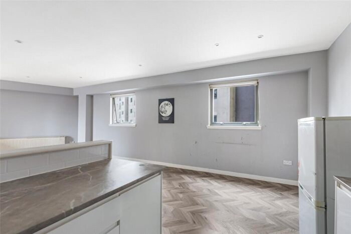 2 Bedroom Flat For Sale In /, Castlebank Drive, Glasgow, Glasgow City, G11