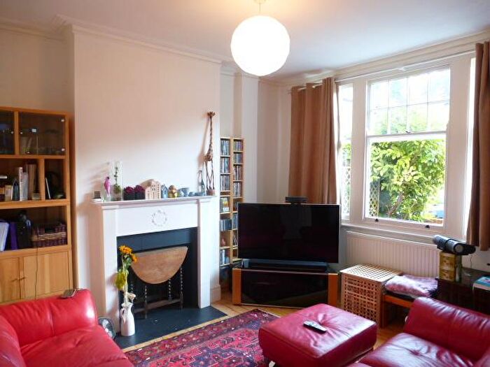 4 Bedroom House To Rent In Birley Road, Whetstone, London, N20