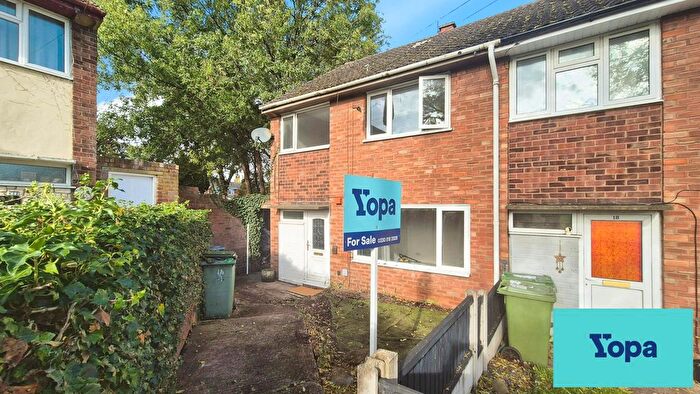 3 Bedroom Terraced House For Sale In Masefield Drive, Stafford, ST17