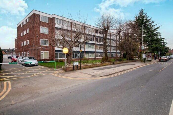 2 Bedroom Flat To Rent In The Poplars, Nottingham, NG2
