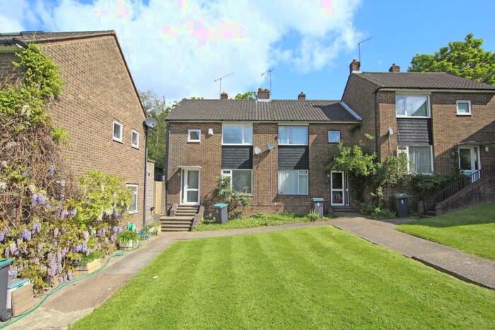 2 Bedroom House To Rent In Aylmer Road, East Finchley, N2