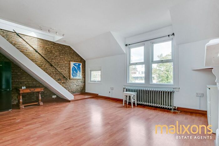 1 Bedroom Property To Rent In Poynders Road, London, SW4