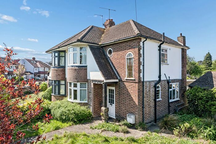 3 Bedroom Semi-Detached House For Sale In London Road, Slough, SL3
