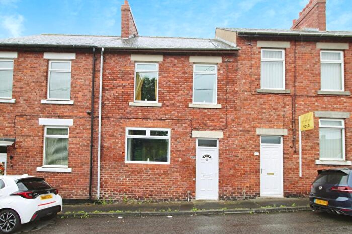 3 Bedroom Terraced House To Rent In William Street, Craghead, Stanley, Durham, DH9