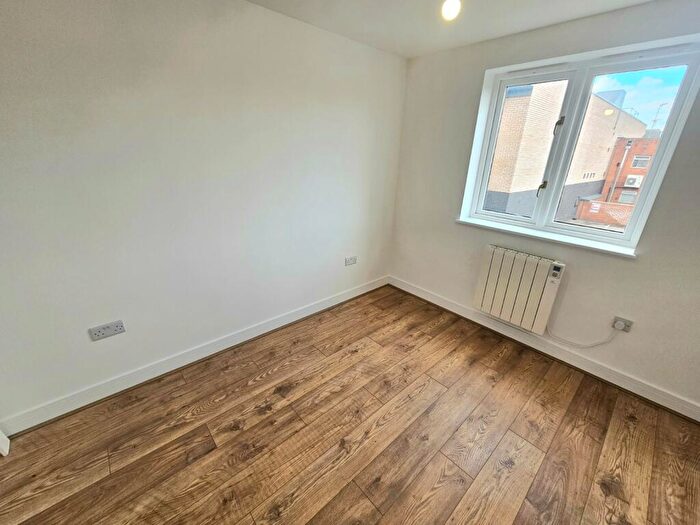2 Bedroom Flat To Rent In Linley Court, Bingham, Nottingham, Nottinghamshire, NG13