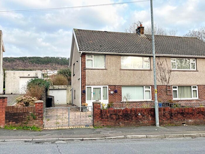 3 Bedroom Semi Detached House For Sale In Glan Hafren, Baglan, SA12