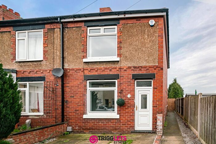 2 Bedroom Terraced House To Rent In Oak Road, Barnsley, South Yorkshire, S72