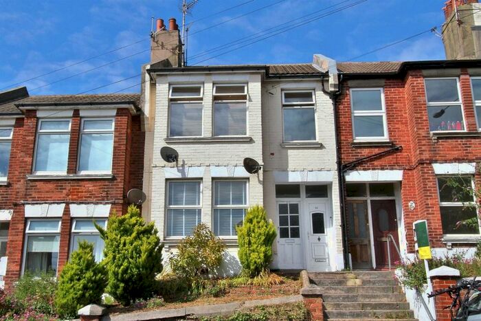 2 Bedroom Flat To Rent In Bear Road, Brighton, BN2