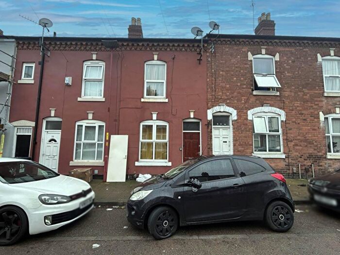 3 Bedroom Property For Sale In Newton Place, Birmingham, West Midlands, B18