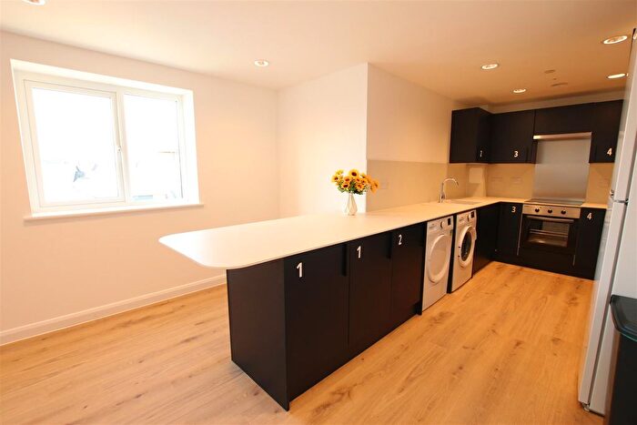 1 Bedroom Property To Rent In Kettering Road, Northampton, NN1