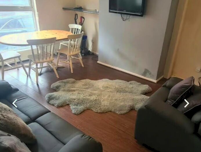 3 Bedroom Terraced House To Rent In Harold Place, Leeds, West Yorkshire, LS6