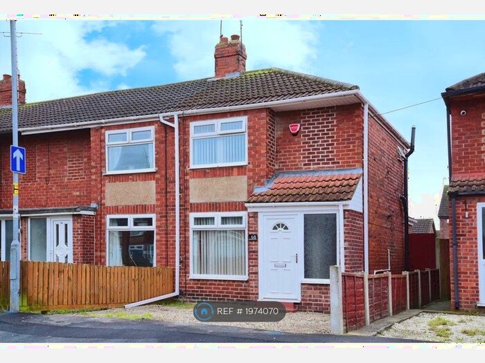 2 Bedroom End Of Terrace House To Rent In Moorhouse Road, Hull, HU5