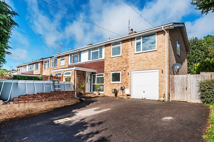 5 Bedroom End Terrace House For Sale In Home Park, Oxted, Surrey, RH8