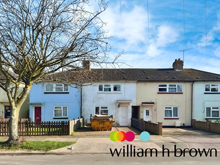 3 Bedroom Semi-Detached House To Rent In West Avenue, Chelmsford, CM1