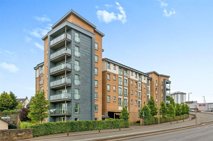 2 Bedroom Apartment For Sale In Lauder Court, Staneacre Park, Hamilton, ML3