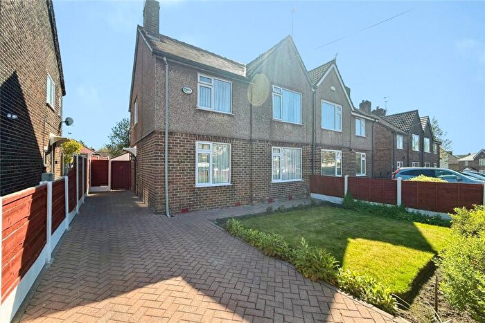 3 Bedroom Semi Detached House For Sale In West Central Drive, Swinton, Manchester, Greater Manchester, M27