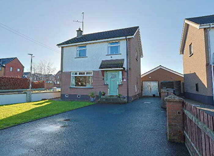 4 Bedroom Detached House For Sale In Woodgrove, Craigavon, BT62