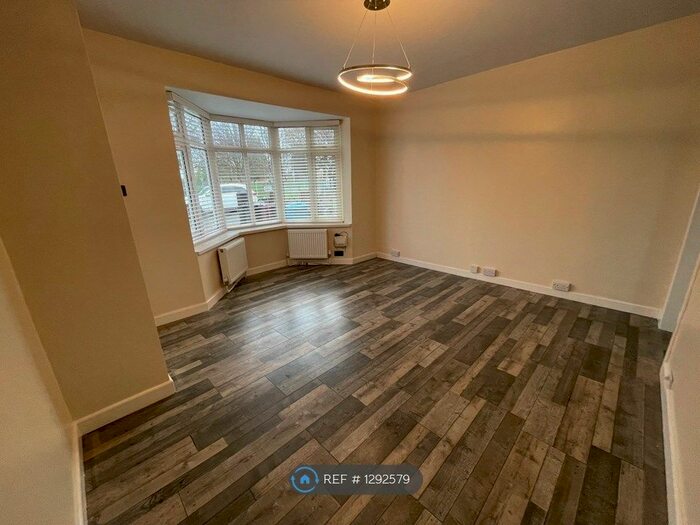 2 Bedroom Terraced House To Rent In Hall Road, Hull, HU6