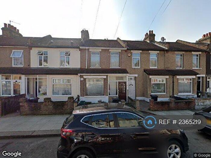 2 Bedroom Terraced House To Rent In Harvey Road, Ilford, IG1