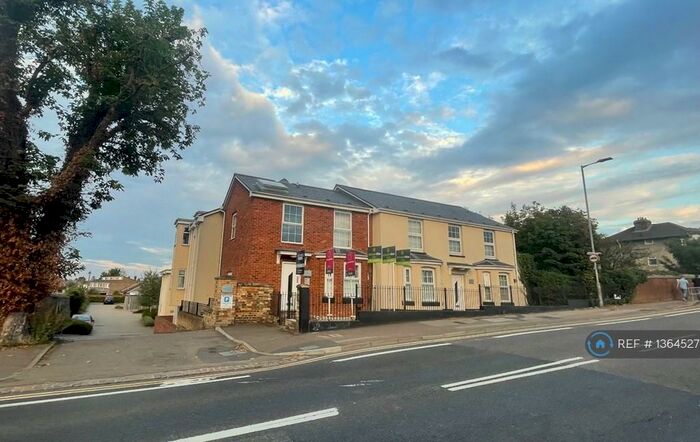 1 Bedroom Flat To Rent In Old North Road, Royston, SG8