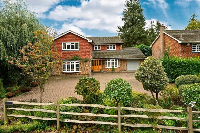4 Bedroom Detached House To Rent In Miles Lane, Cobham, Surrey, KT11