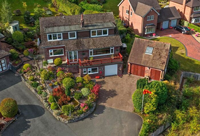 4 Bedroom Detached House For Sale In Park Drive, Cheadle, ST10