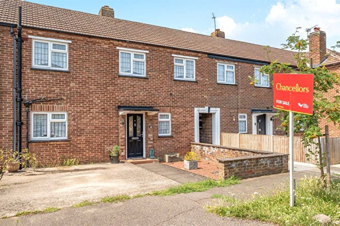 3 Bedroom Terraced House For Sale In Belgrave Road, Sunbury-On-Thames, TW16