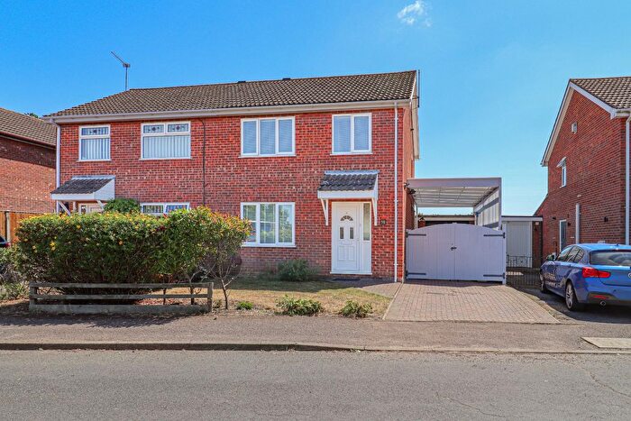 3 Bedroom Semi-Detached House For Sale In Temple Road, King's Lynn, Norfolk, PE30