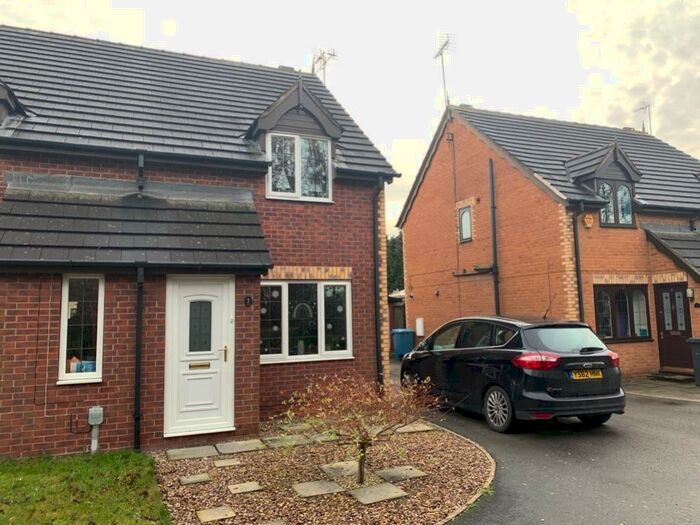 2 Bedroom Semi-Detached House To Rent In Tilia Close, Summergroves, HU4