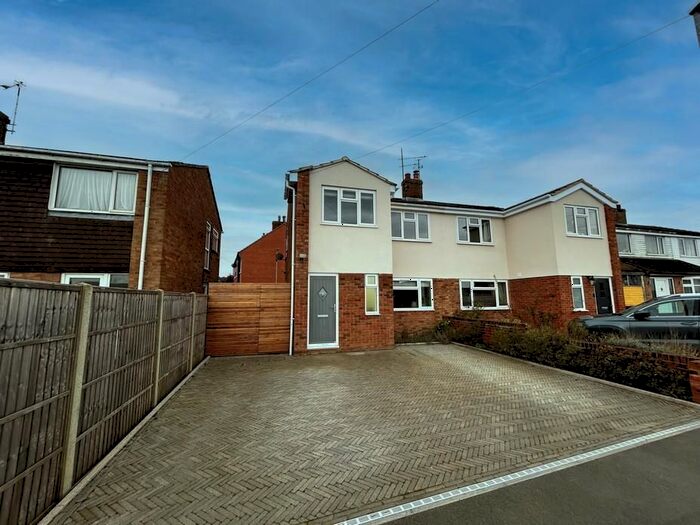 3 Bedroom Semi-Detached House To Rent In Mill Road, Bozeat, Wellingborough, NN29