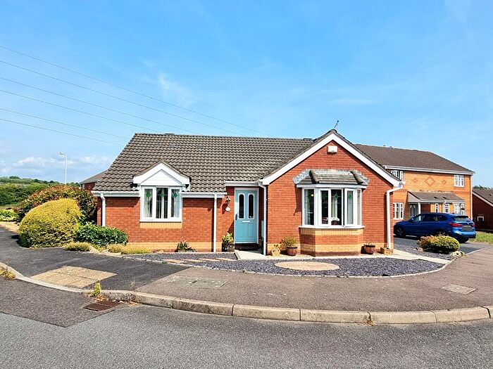 3 Bedroom Detached Bungalow For Sale In Banc Gelli Las, Bridgend, CF31