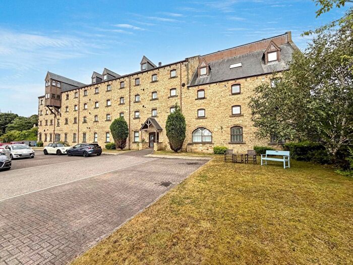 2 Bedroom Flat For Sale In Durham Road, Houghton Le Spring, DH4