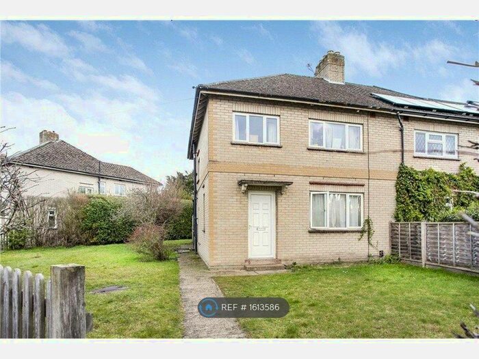 4 Bedroom Semi-Detached House To Rent In Beechtree Avenue, Englefield Green, Egham, TW20