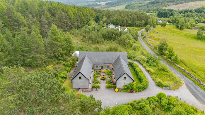 7 Bedroom Detached House For Sale In Dalchreichart, Inverness, IV63