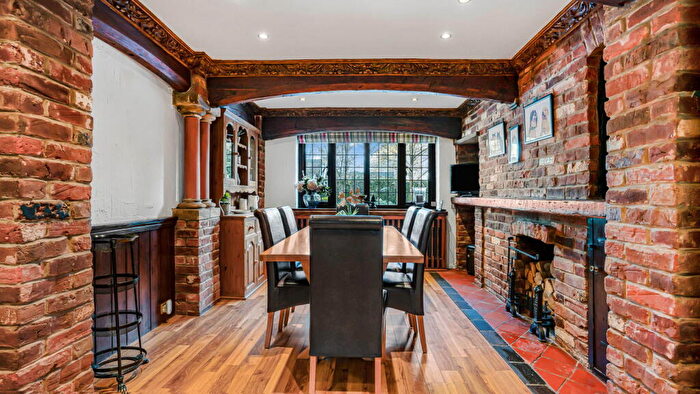 5 Bedroom Detached House For Sale In Hartopp Road, Four Oaks Park, B74