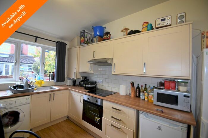 5 Bedroom Terraced House To Rent In Sheffield Road, Portsmouth, PO1