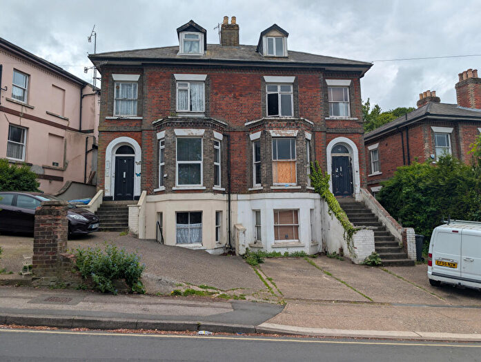 2 Bedroom Flat For Sale In C (Known As B) Willoughby Road, Ipswich, Suffolk, IP2