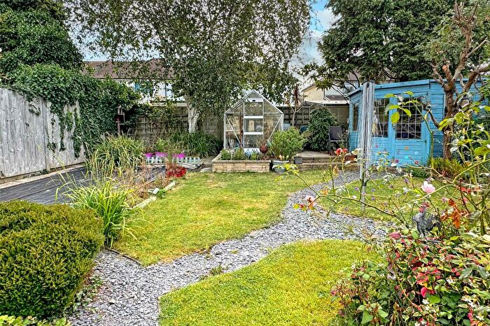3 Bedroom Bungalow For Sale In Hillview Crescent, East Preston, Littlehampton, West Sussex, BN16