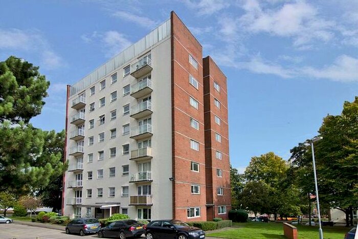 2 Bedroom Property To Rent In Hobs Road, Lichfield, WS13