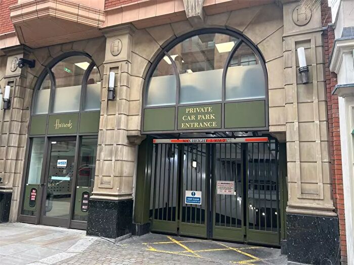 Garage / Parking To Rent In Basil Street, London, SW3