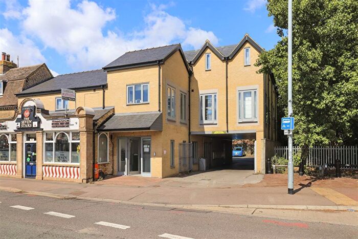 1 Bedroom Flat To Rent In Newmarket Road, Cambridge, CB5
