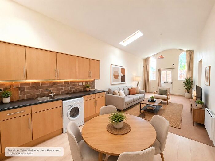 1 Bedroom Flat To Rent In Chapel Court, Sun Street, SG19
